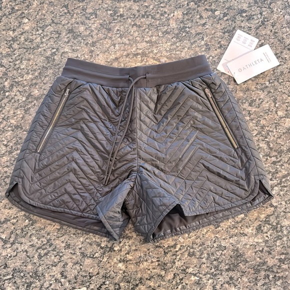 Athleta apres ski shorts NWT 4 - Picture 1 of 7